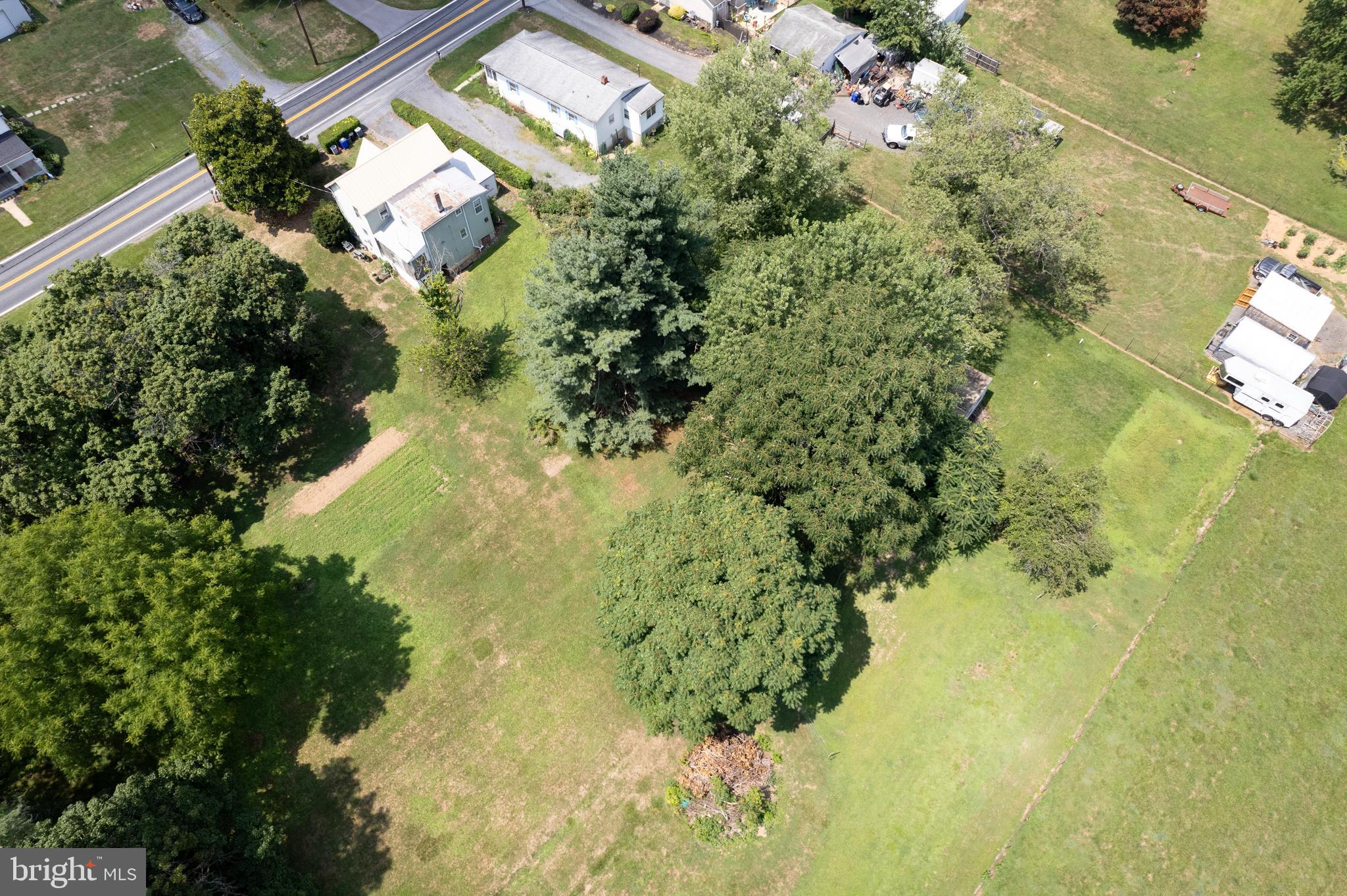 1445 Long Corner Road Mount Airy, MD 21771 - Photo 17 of 63