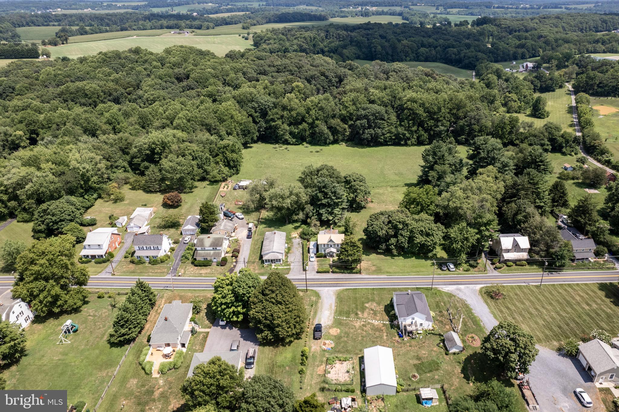 1445 Long Corner Road Mount Airy, MD 21771 - Photo 6 of 63