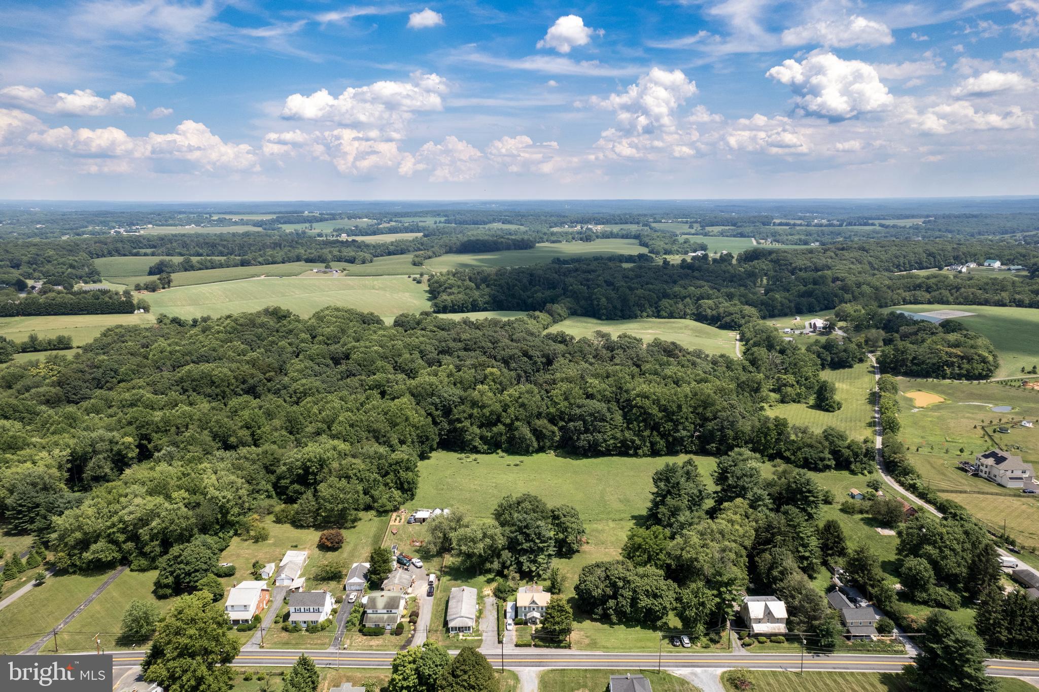 1445 Long Corner Road Mount Airy, MD 21771 - Photo 8 of 63