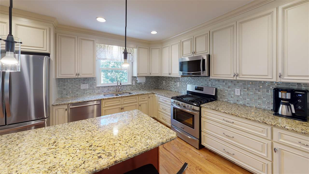 4608 Embleton Drive Raleigh, NC 27612 - Photo 4 of 22 Photo 4