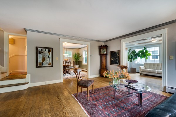16 Avondale Road Newton, MA 02459 - Photo 5 of 22