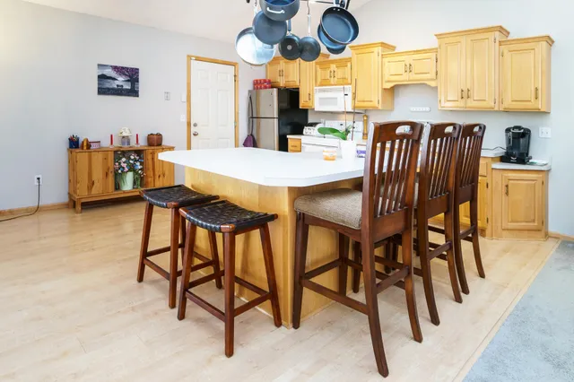 $329,900 | 4148 93rd Avenue North, Brooklyn Park, MN 55443