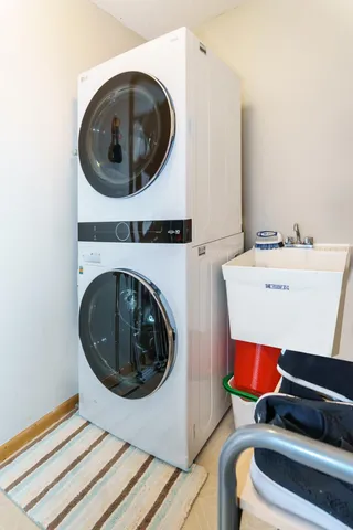 $329,900 | 4148 93rd Avenue North, Brooklyn Park, MN 55443