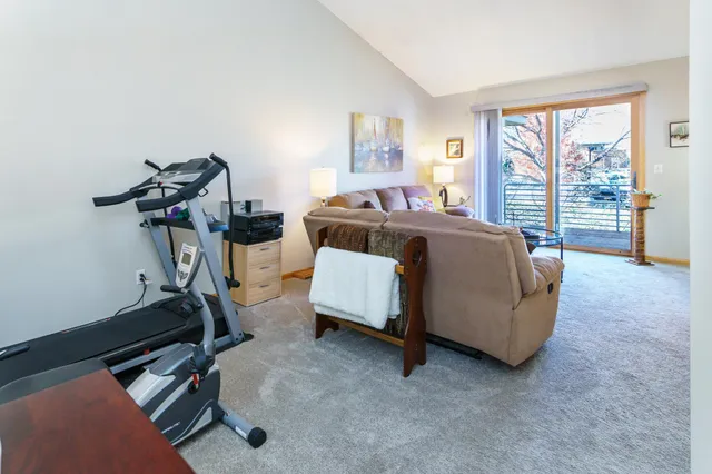 $329,900 | 4148 93rd Avenue North, Brooklyn Park, MN 55443