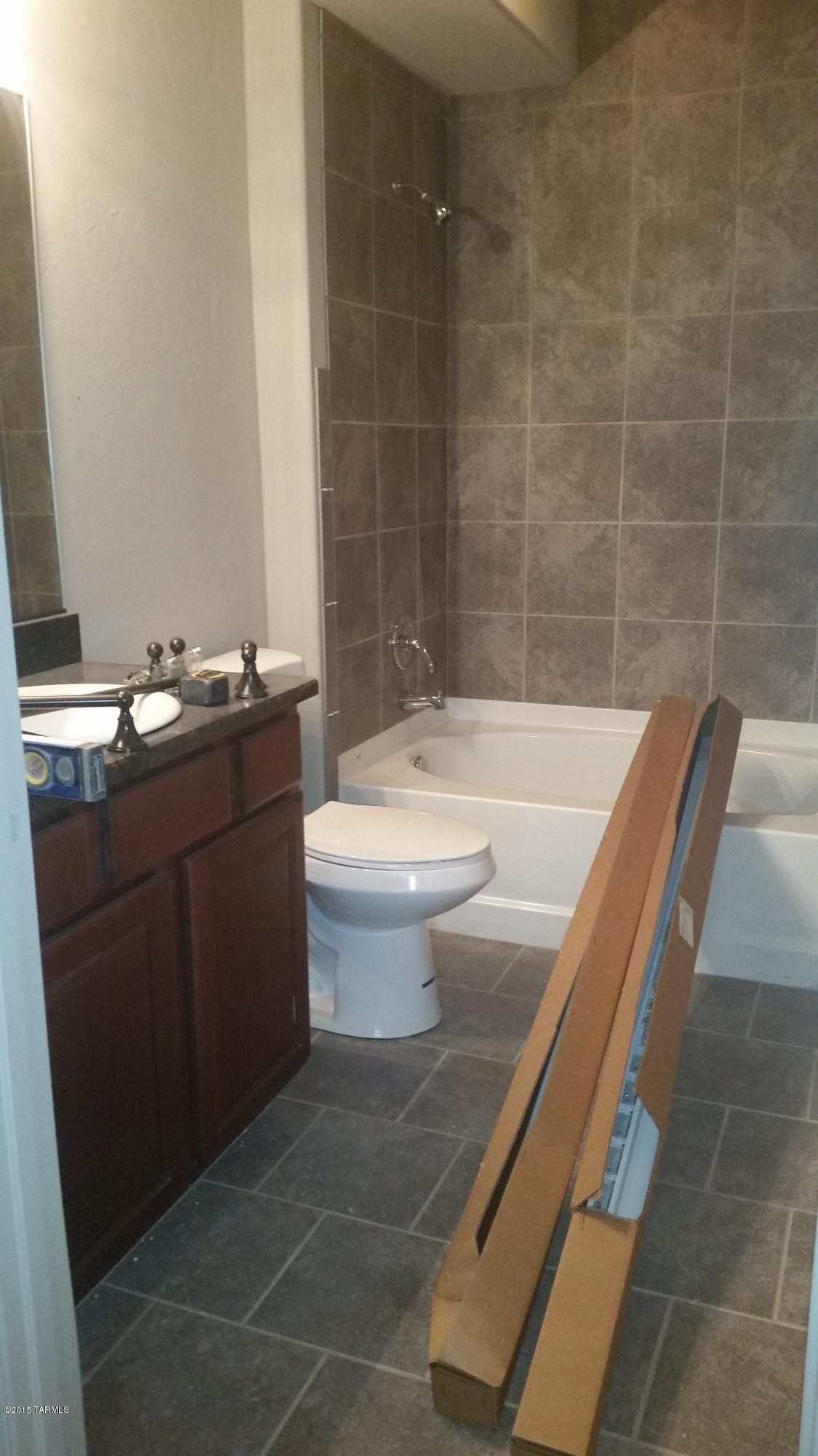 2550 East River Road, Unit 4105 Tucson, AZ 85718 - Photo 5 of 7