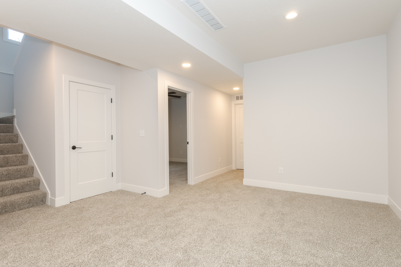 1613 Belclare Road Normal, IL 61761 - Photo 24 of 38