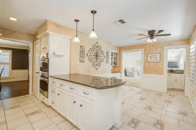 $425,000 | 5623 Bermuda Dunes Drive, Houston, TX 77069