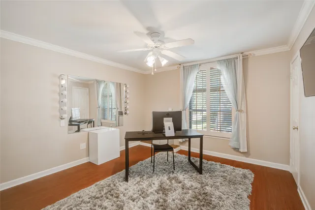 $425,000 | 5623 Bermuda Dunes Drive, Houston, TX 77069