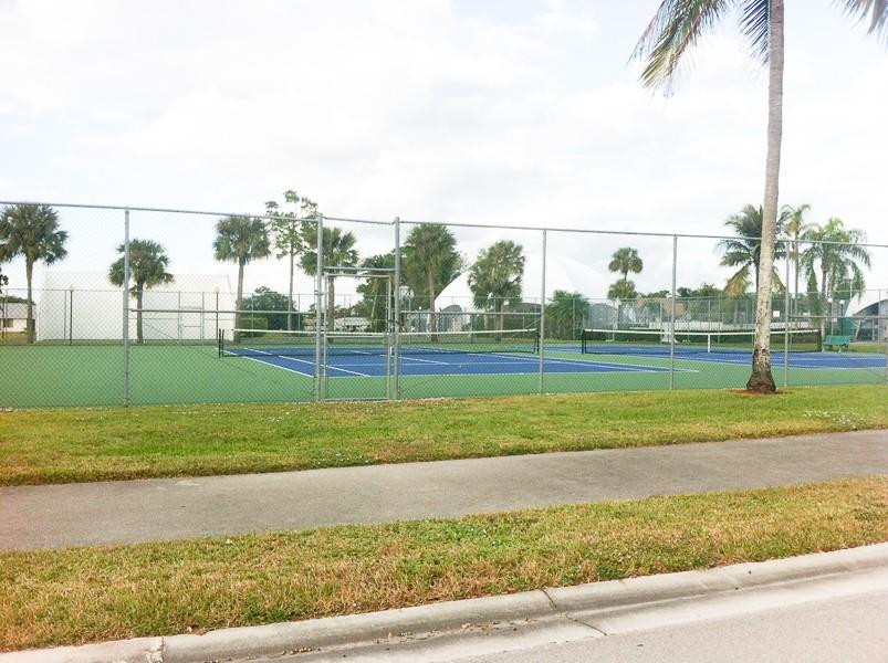 9691 Sunny Isle Circle Boca Raton, FL 33428 - Photo 10 of 11 Photo 10