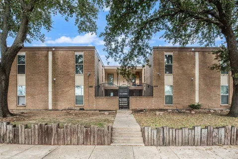 $1,500 | 3824 Cibolo Drive, Unit 122B, Fort Worth, TX 76133
