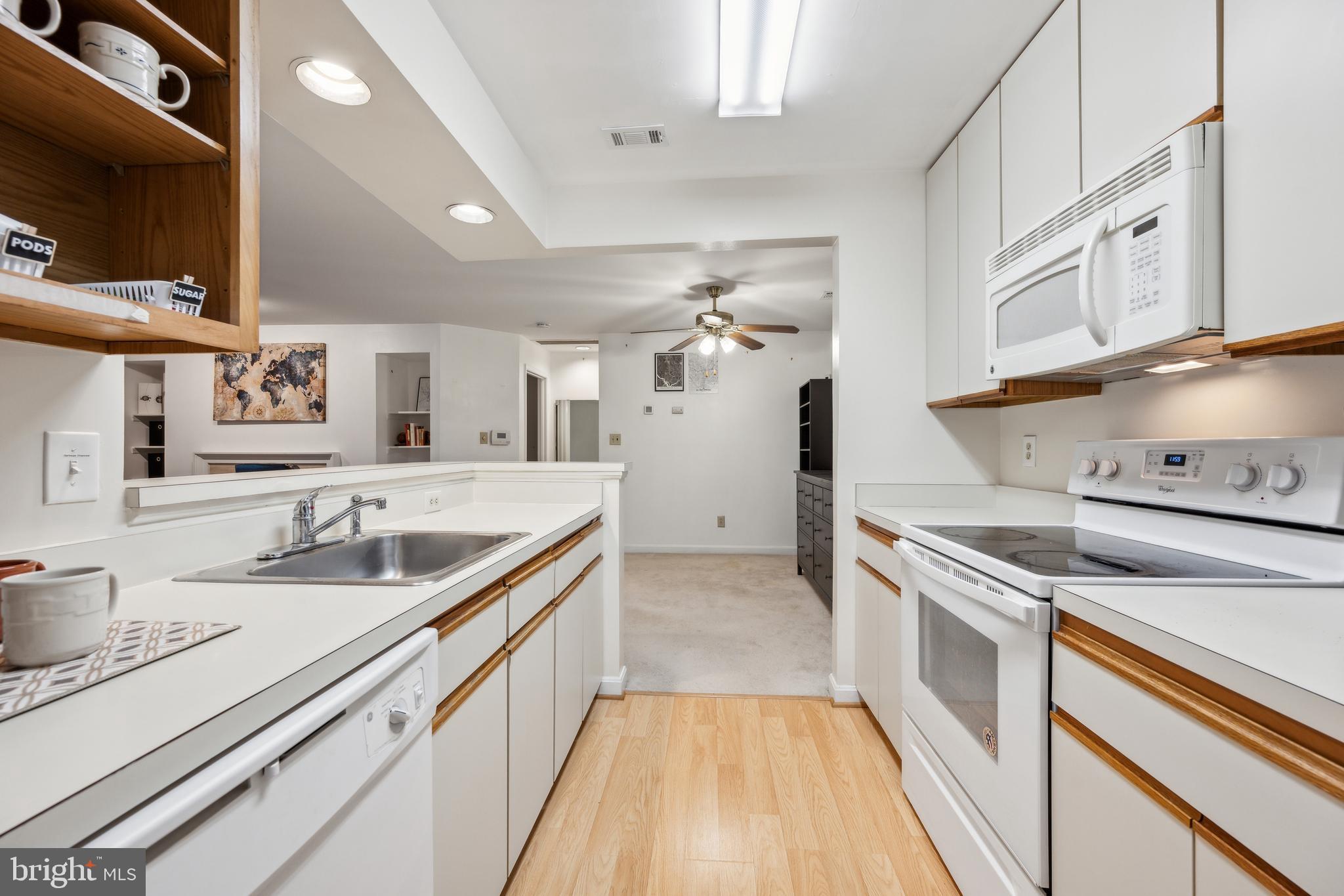 13702 Modrad Way, Unit 8B21 Silver Spring, MD 20904 - Photo 10 of 25