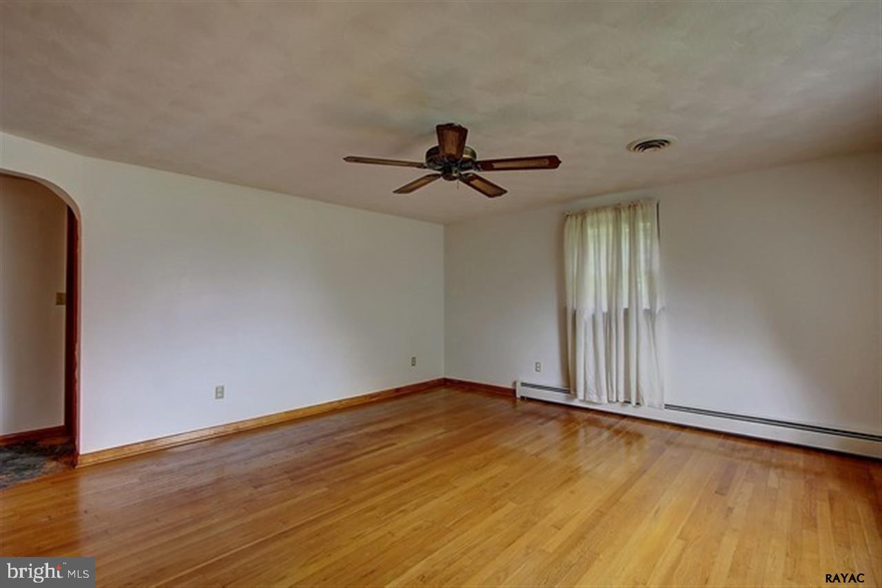 6022 Wildasin Road Spring Grove, PA 17362 - Photo 2 of 26