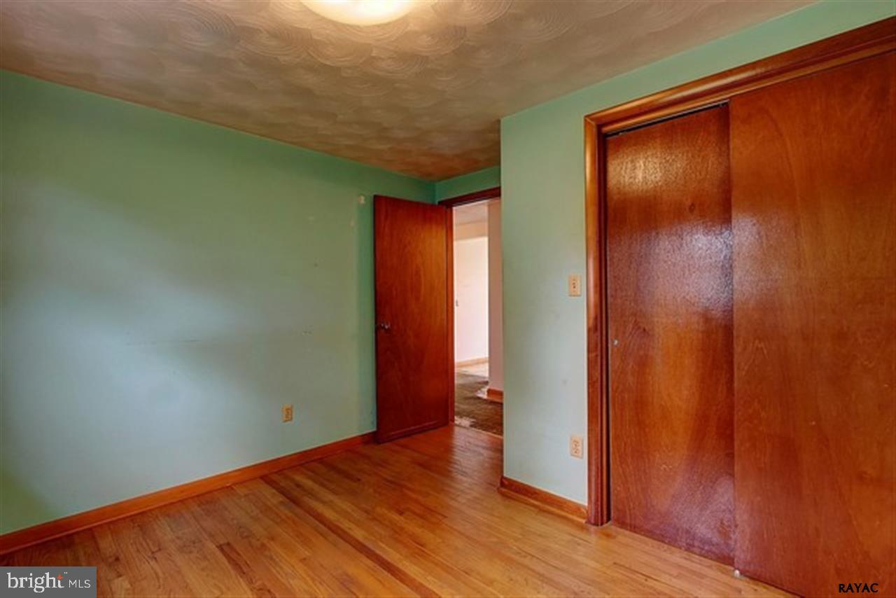 6022 Wildasin Road Spring Grove, PA 17362 - Photo 14 of 26
