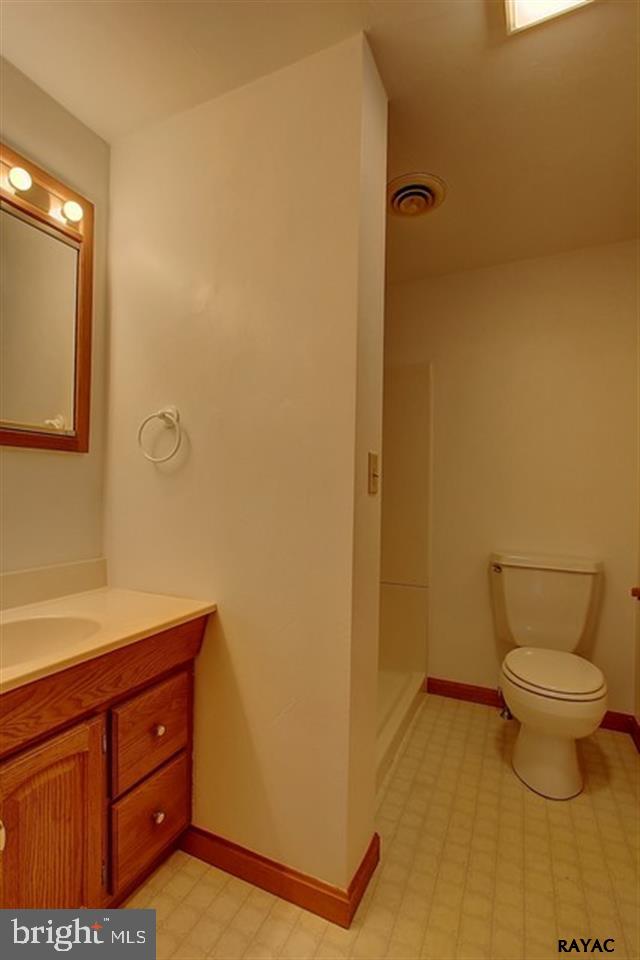 6022 Wildasin Road Spring Grove, PA 17362 - Photo 15 of 26