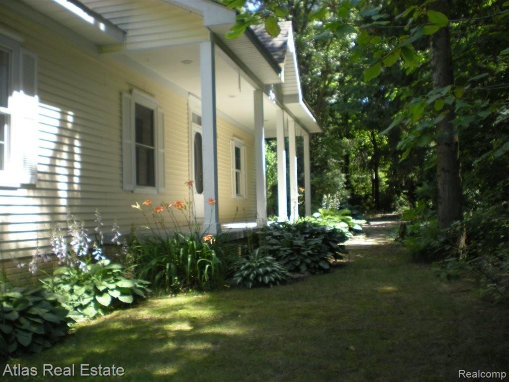 5327 Baldwin Road Oxford, MI 48371 - Photo 1 of 35 DSCN1523.JPG