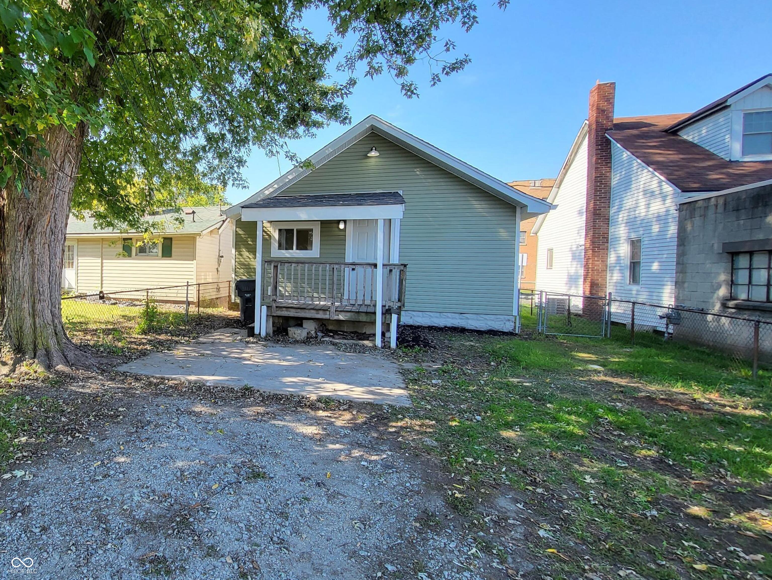2462 Main Street Anderson, IN 46016 - Photo 15 of 15