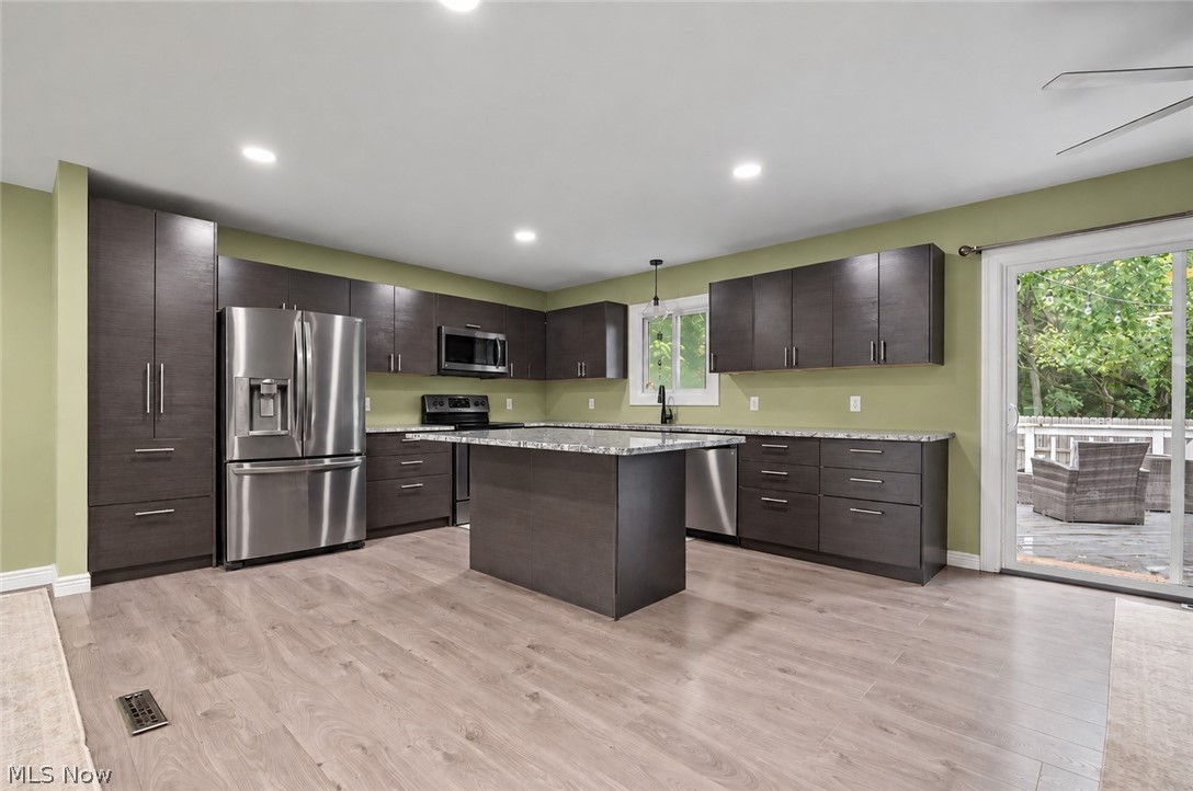 17513 Howe Road Strongsville, OH 44136 - Photo 8 of 33 Gallery Image 8