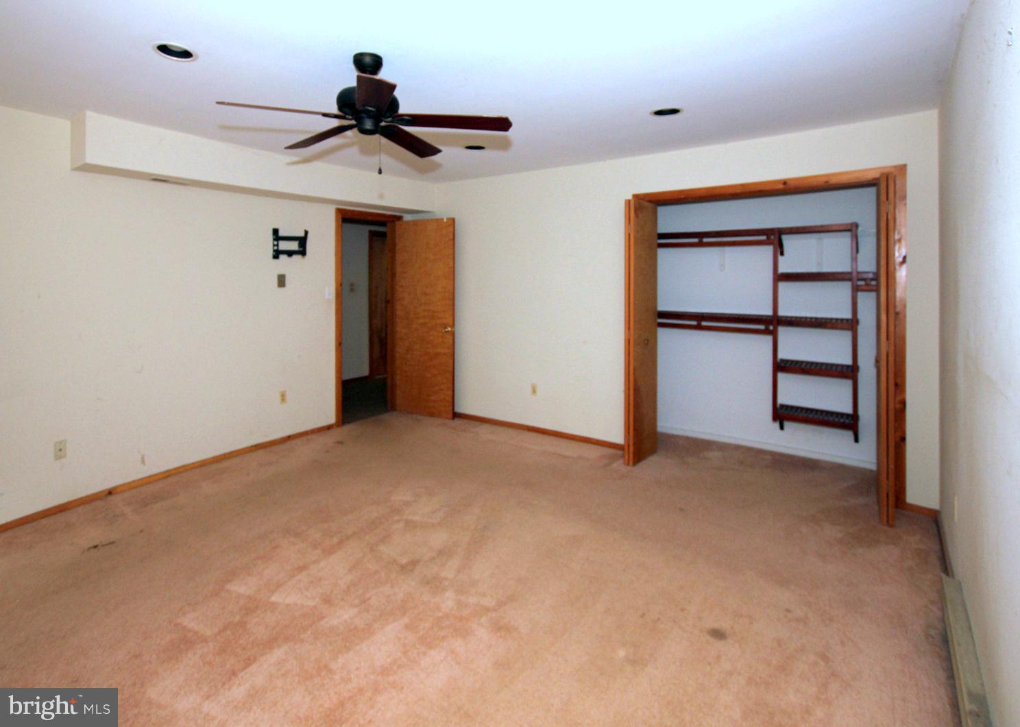 13231 Highland Road Highland, MD 20777 - Photo 16 of 30 Family Room