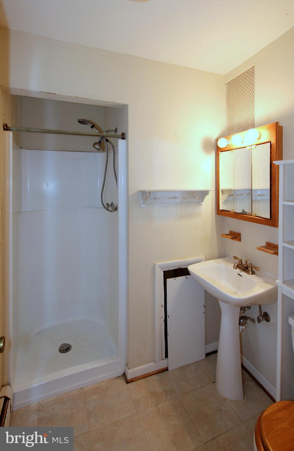 13231 Highland Road Highland, MD 20777 - Photo 25 of 30 Bath