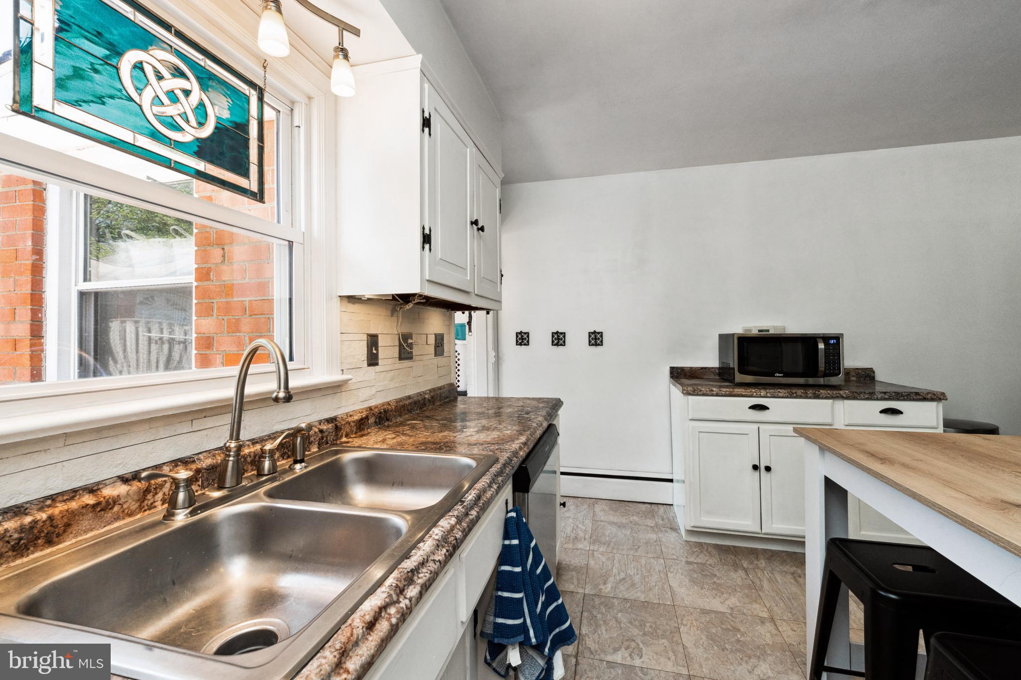 8907 Stonewall Road Manassas, VA 20110 - Photo 15 of 41