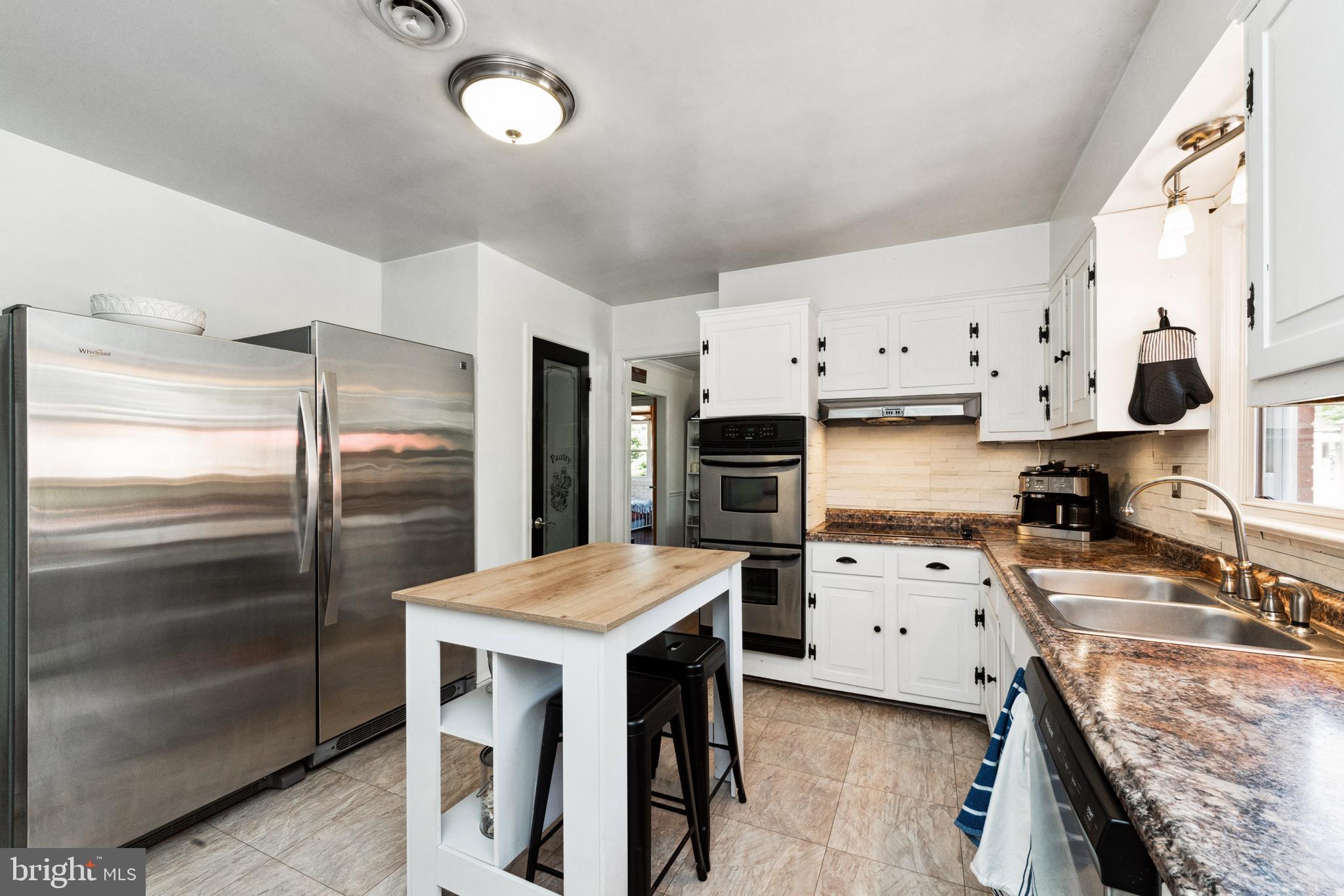 8907 Stonewall Road Manassas, VA 20110 - Photo 16 of 41