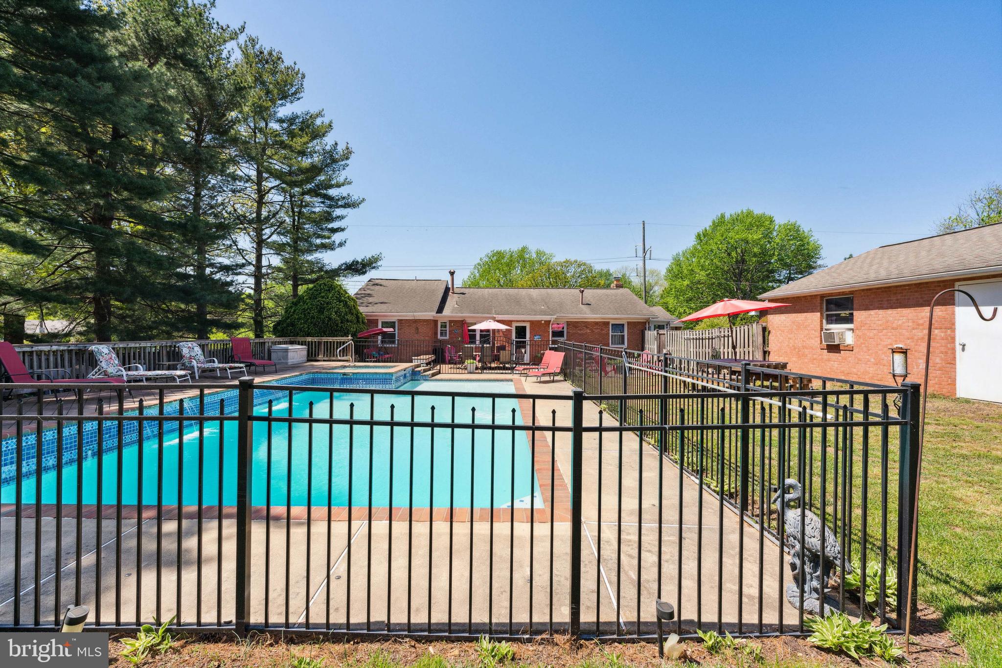 8907 Stonewall Road Manassas, VA 20110 - Photo 31 of 41