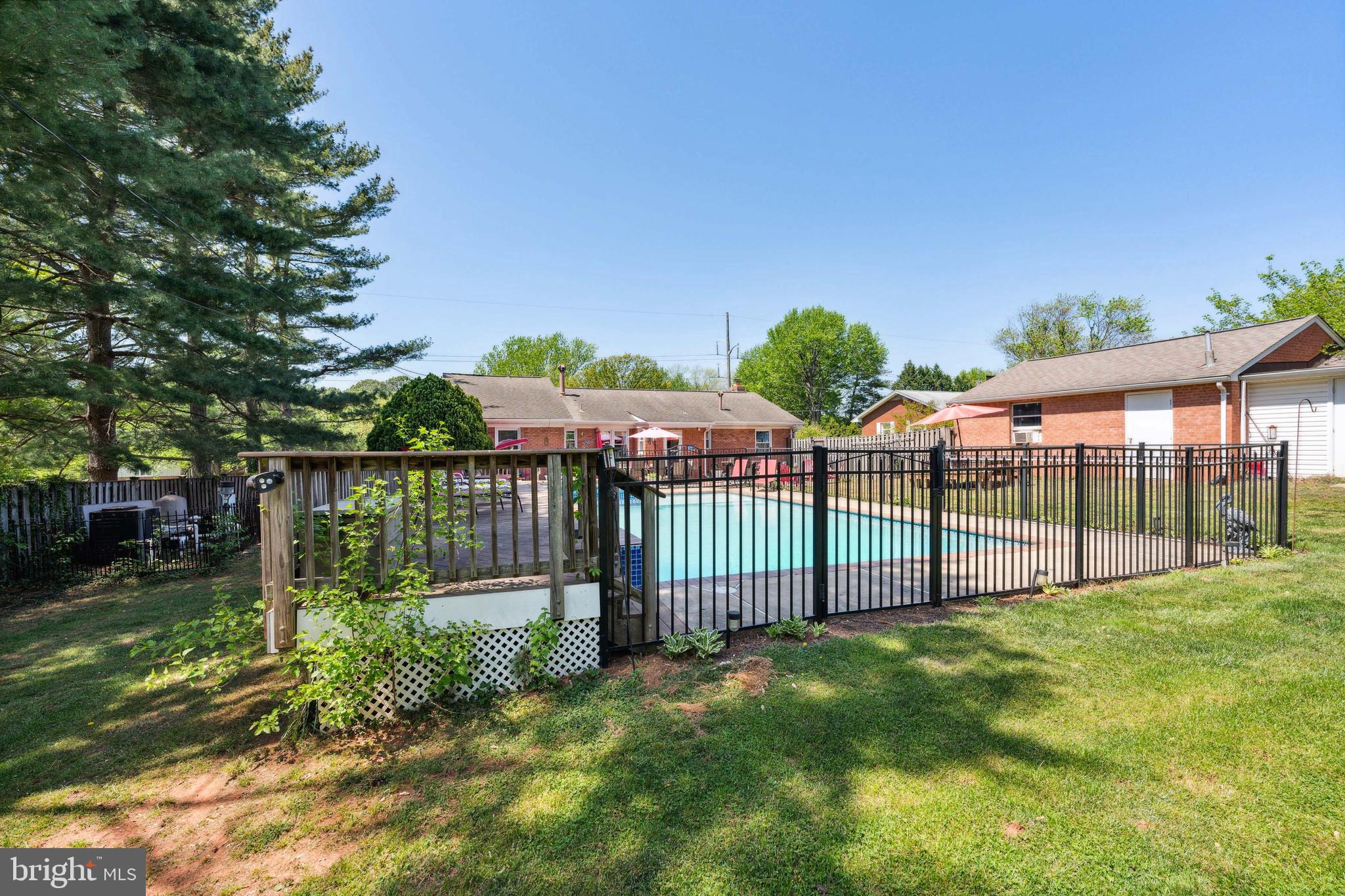 8907 Stonewall Road Manassas, VA 20110 - Photo 33 of 41