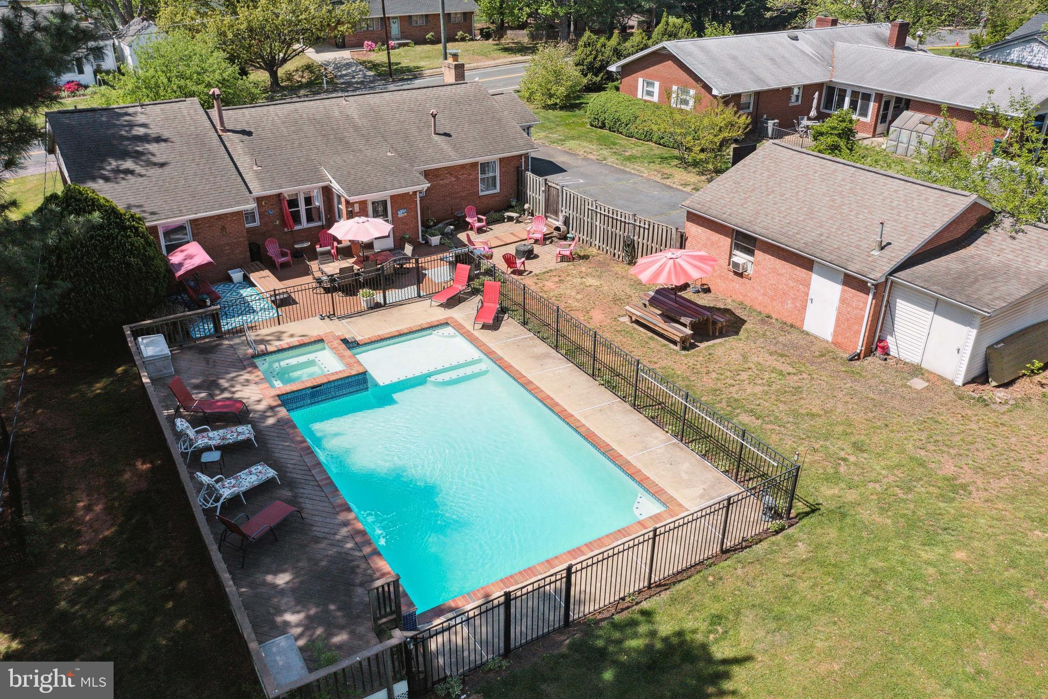 8907 Stonewall Road Manassas, VA 20110 - Photo 35 of 41