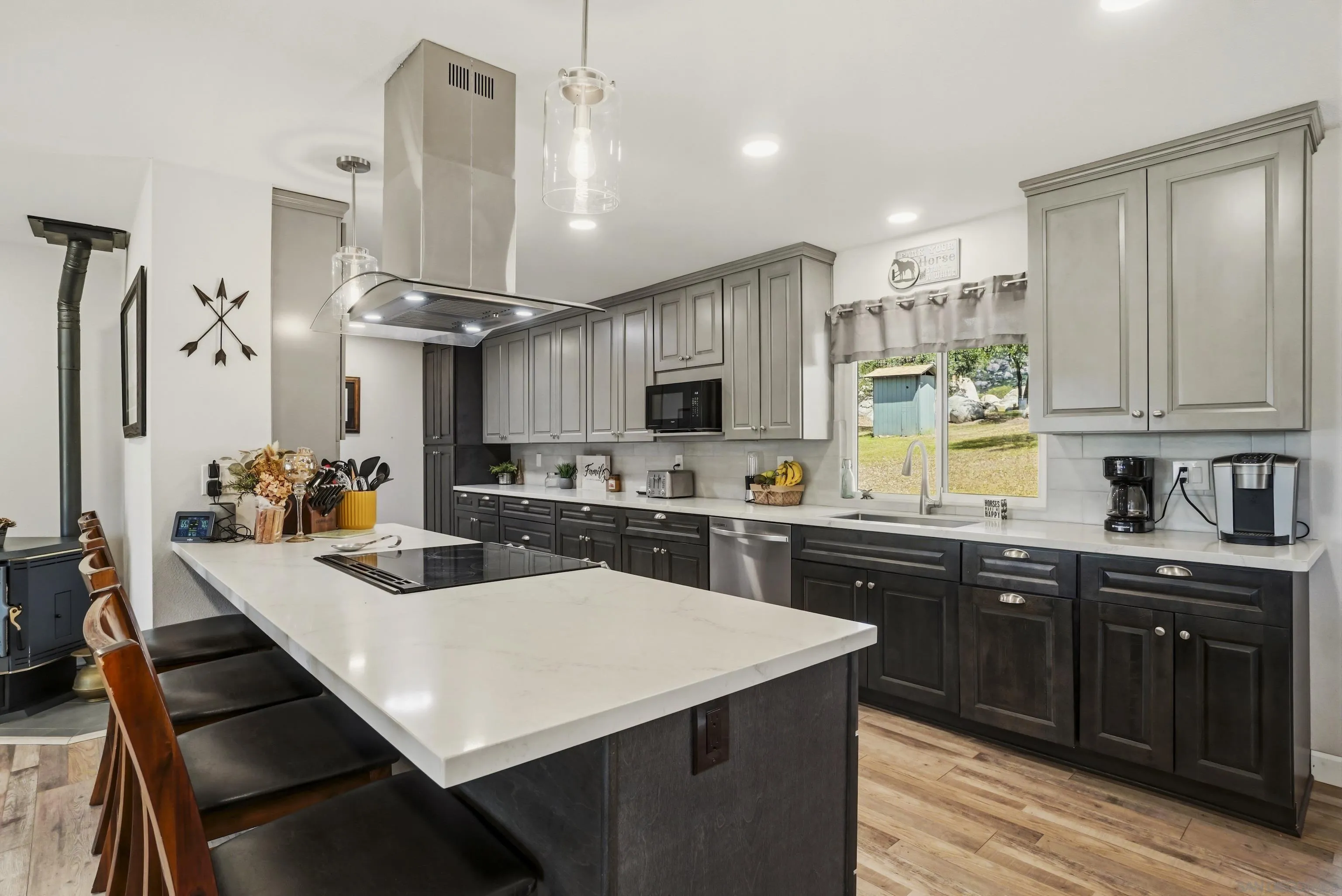 1541 Round Potrero Road Potrero, CA 91963 - Photo 12 of 32 Kitchen
