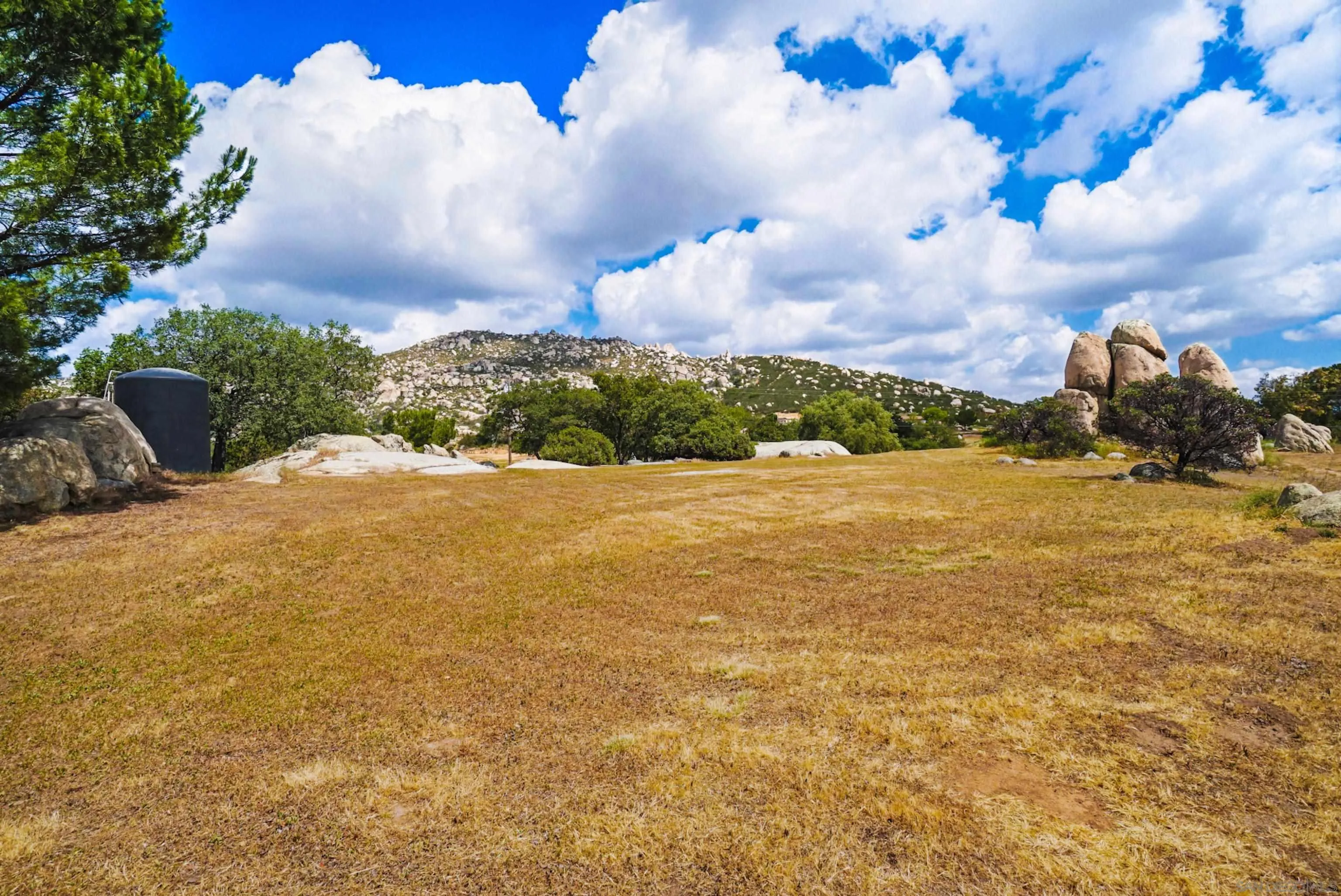 1541 Round Potrero Road Potrero, CA 91963 - Photo 28 of 32 Yard