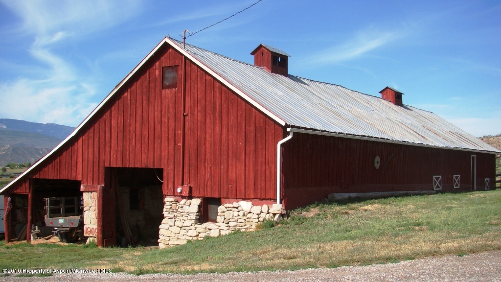 3799 County Road 233 Rifle, CO 81650 - Photo 23 of 23 Barn