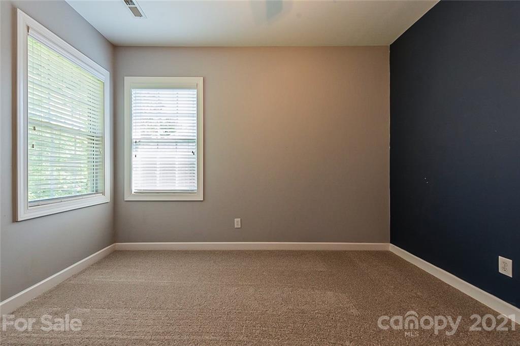 16612 Turtle Point Road Charlotte, NC 28278 - Photo 18 of 22 Gallery Image 18