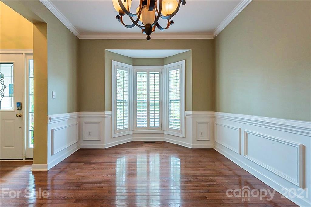 16612 Turtle Point Road Charlotte, NC 28278 - Photo 9 of 22 Gallery Image 9