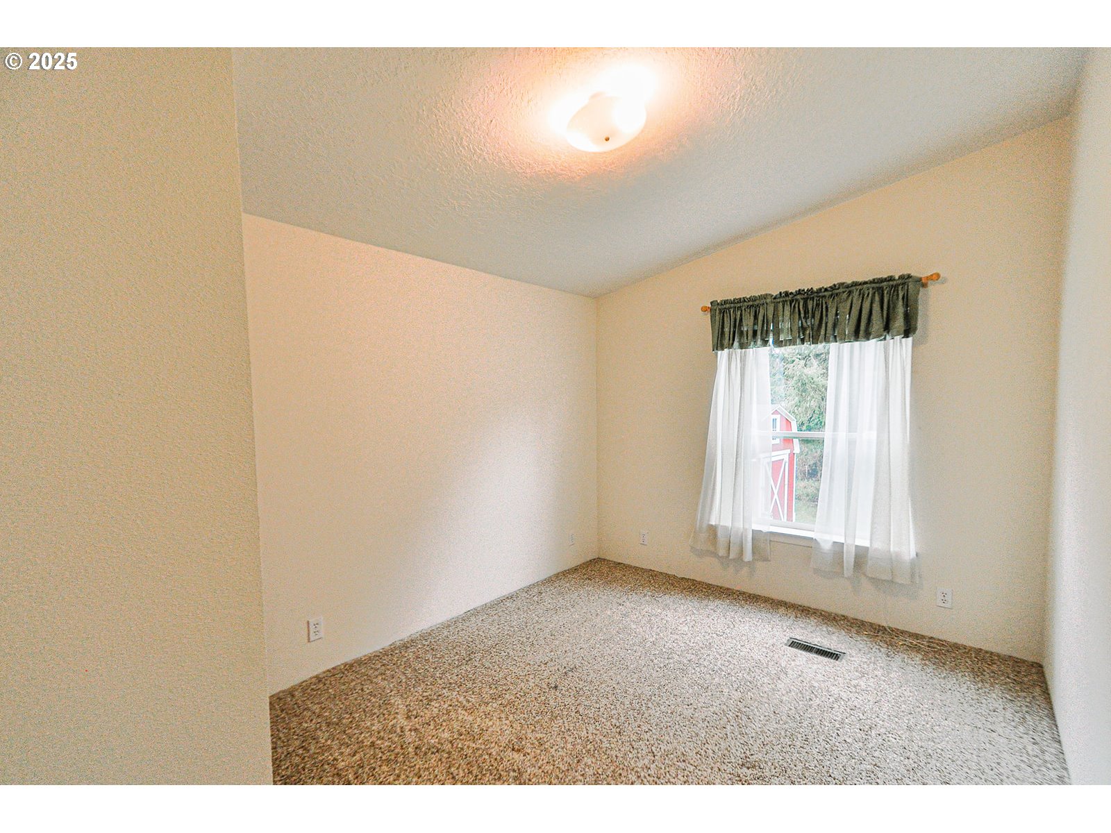 78342 Alston Mayger Road Rainier, OR 97048 - Photo 21 of 39 Bedroom