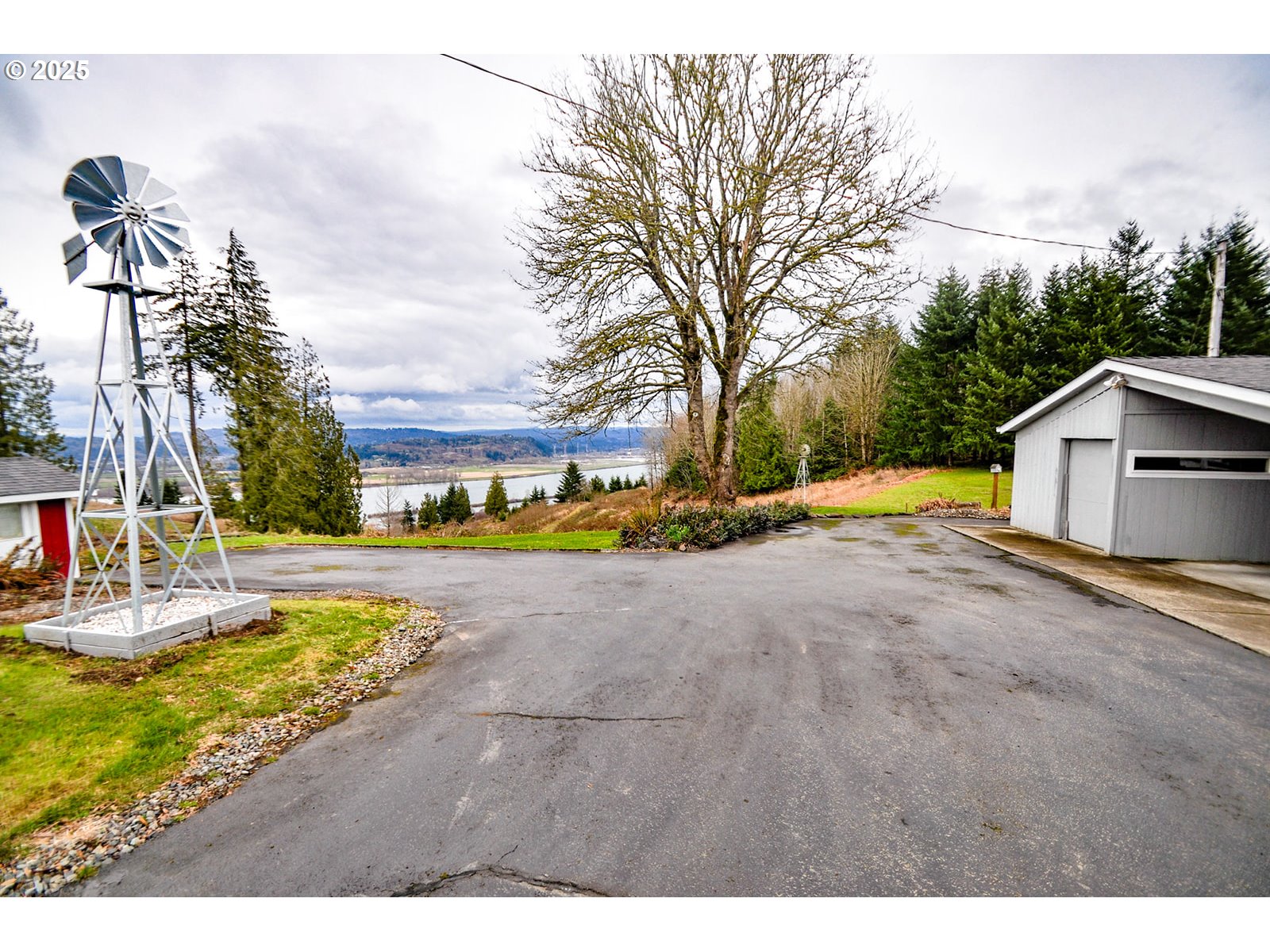 78342 Alston Mayger Road Rainier, OR 97048 - Photo 4 of 39 Driveway
