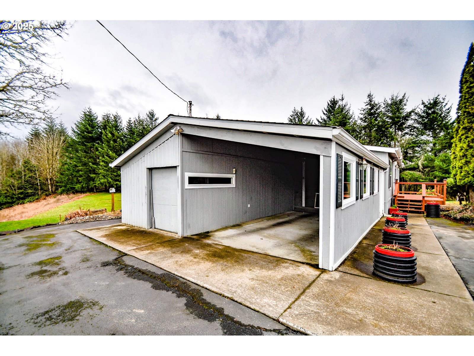 78342 Alston Mayger Road Rainier, OR 97048 - Photo 5 of 39 Carport