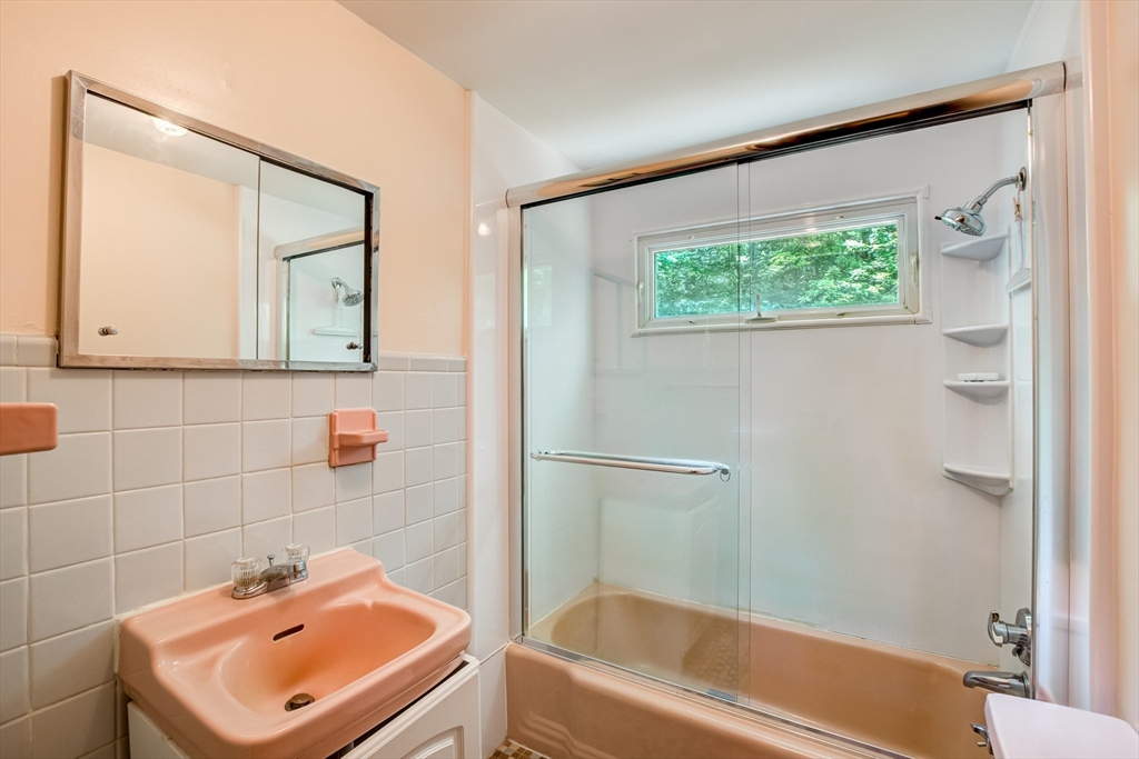 487 Fitchburg State Road Ashby, MA 01431 - Photo 21 of 42