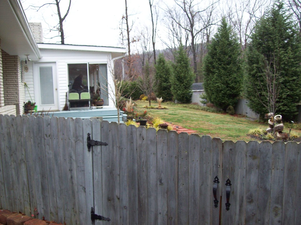 356 Pin Oak Drive Blue Ridge, VA 24064 - Photo 13 of 38 Fenced Backyard Area