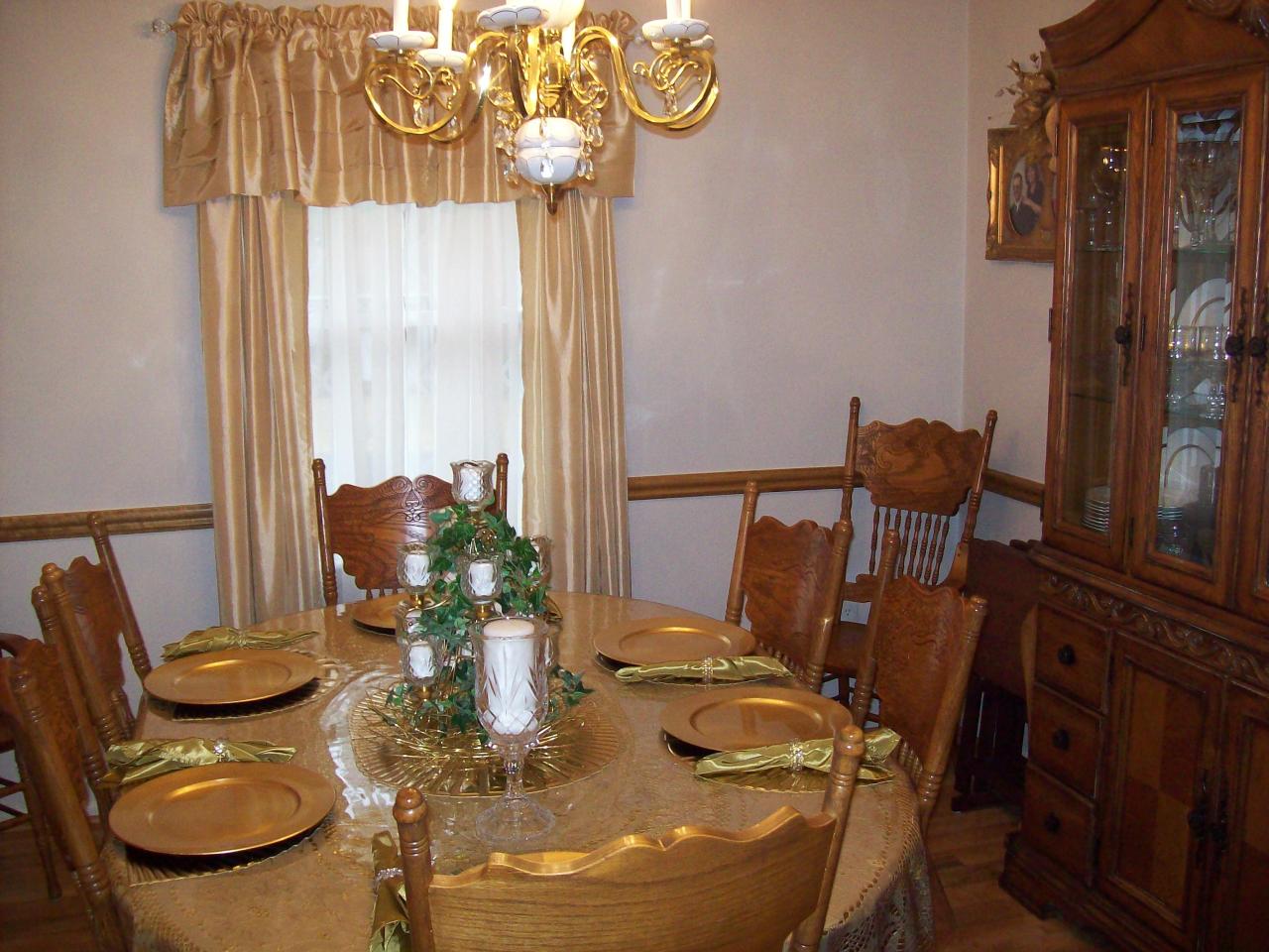 356 Pin Oak Drive Blue Ridge, VA 24064 - Photo 16 of 38 Dining Room