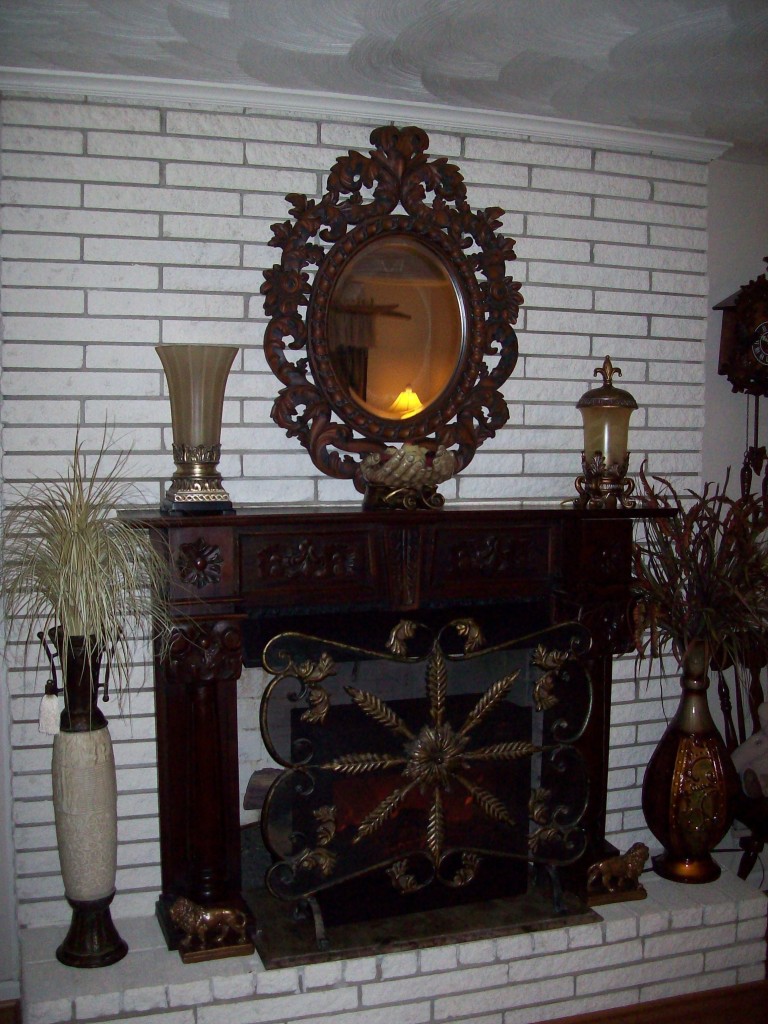356 Pin Oak Drive Blue Ridge, VA 24064 - Photo 21 of 38 Fireplace Mantle in Entry Family Room