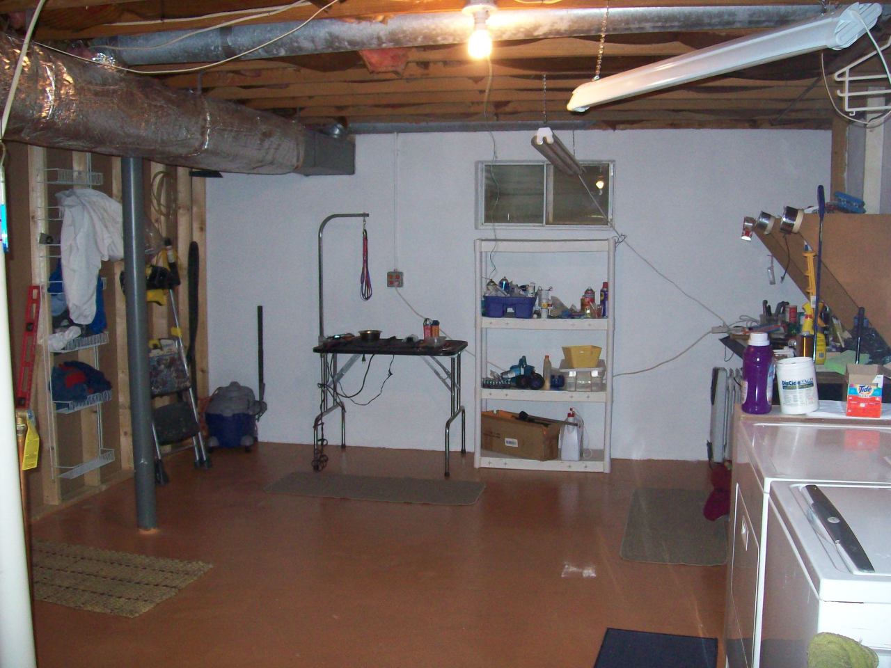 356 Pin Oak Drive Blue Ridge, VA 24064 - Photo 28 of 38 Lower Level Laundry Area