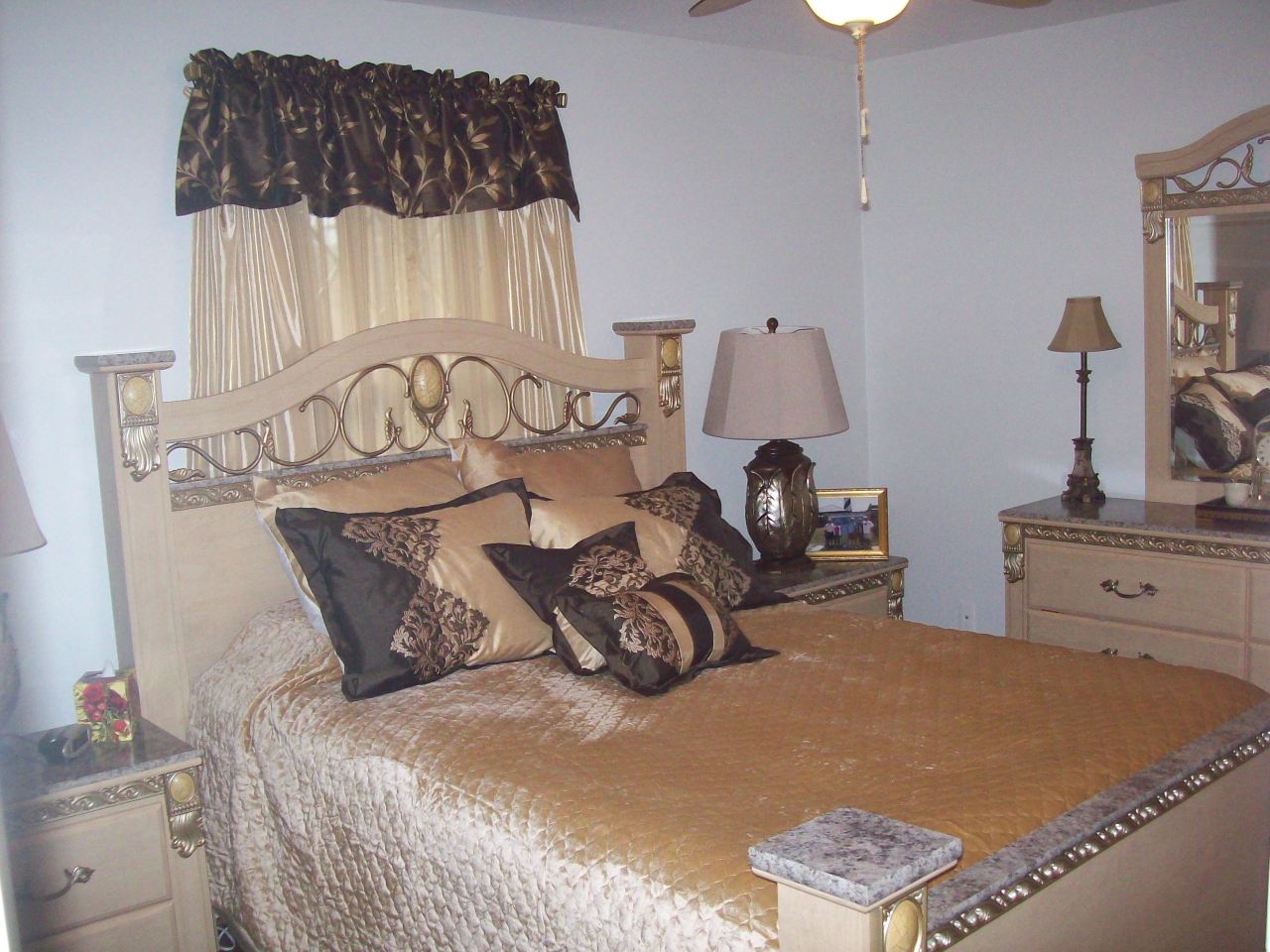 356 Pin Oak Drive Blue Ridge, VA 24064 - Photo 6 of 38 Bedroom 2