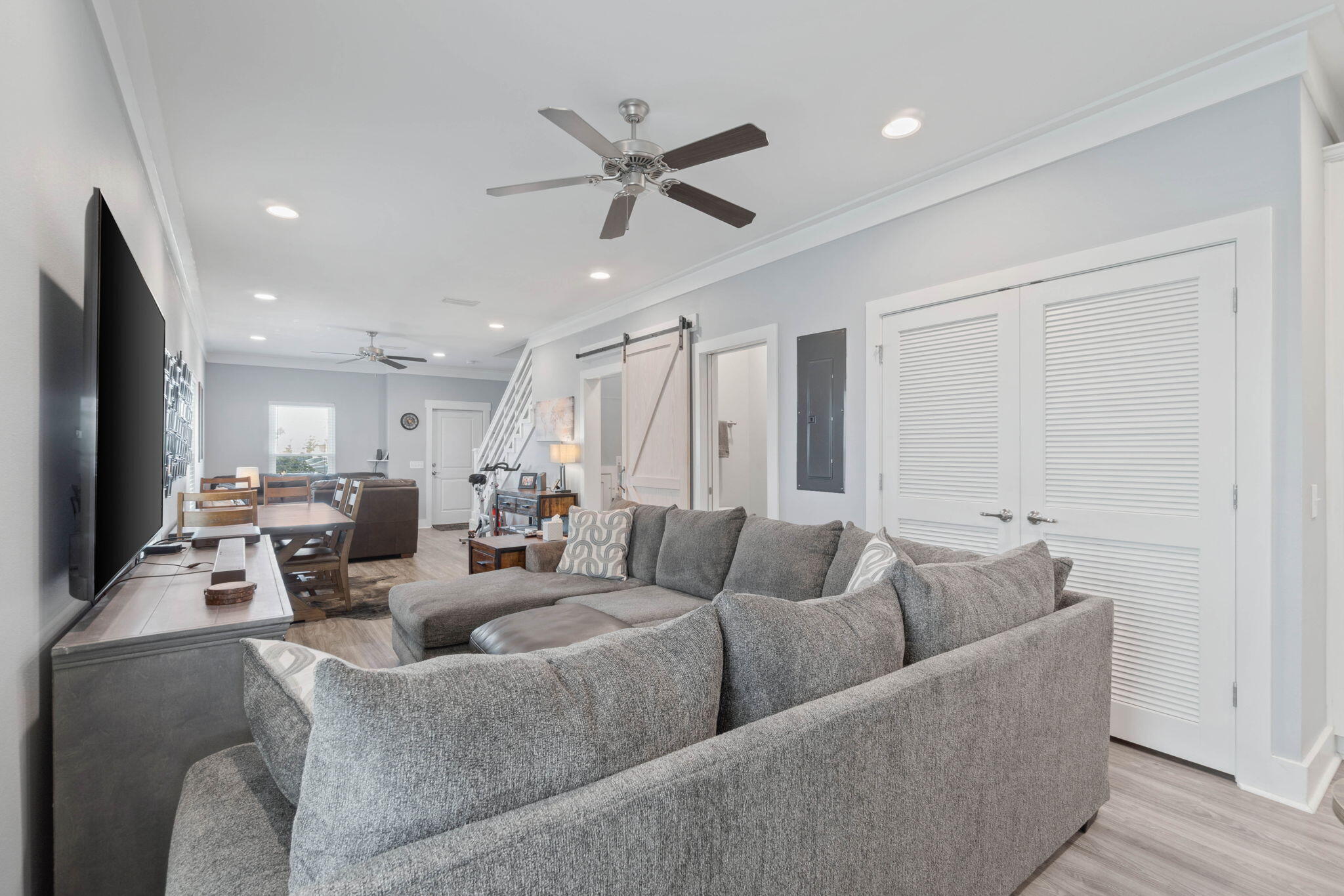 60 North Sand Palm Road Freeport, FL 32439 - Photo 4 of 19 Gallery Image 4