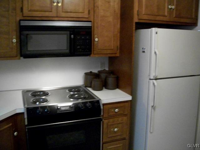 911 Cold Spring Road, Unit 6 Allentown, PA 18103 - Photo 8 of 17 Gallery Image 8