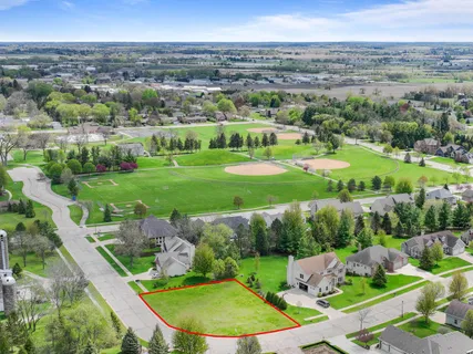 $595,000 | Lt12 South Stonefield Road, Elkhorn, WI 53121