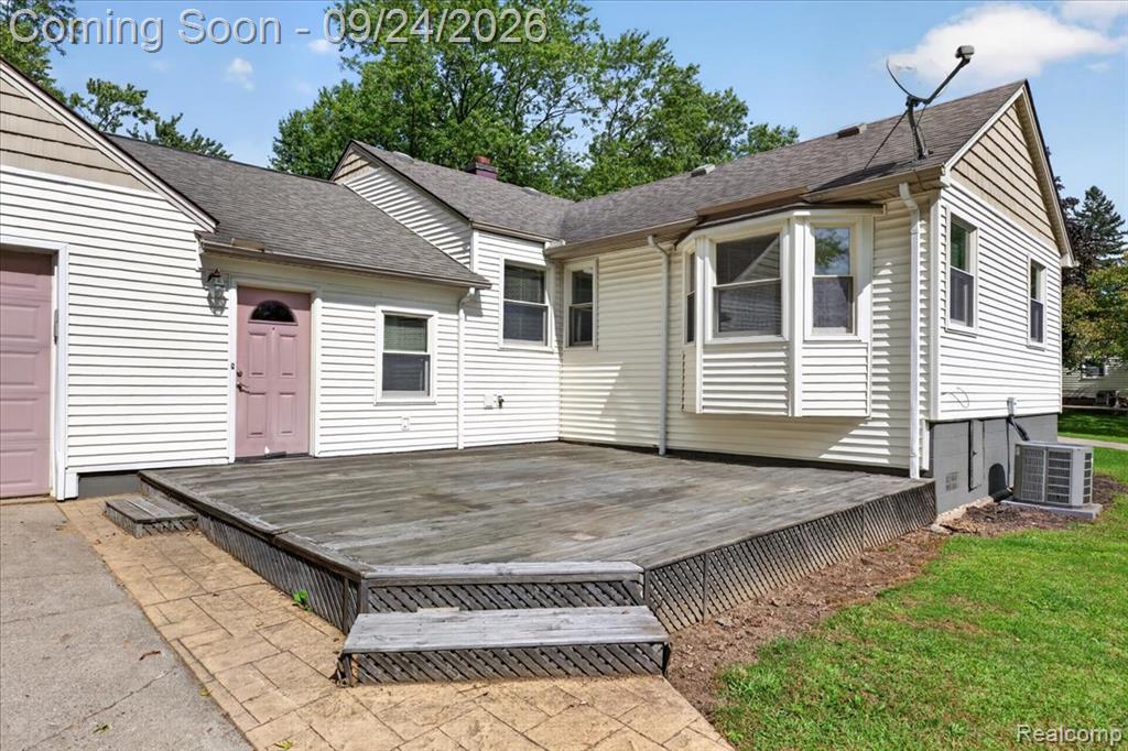 401 Lehigh Road Rochester Hills, MI 48307 - Photo 25 of 39 Gallery Image 25