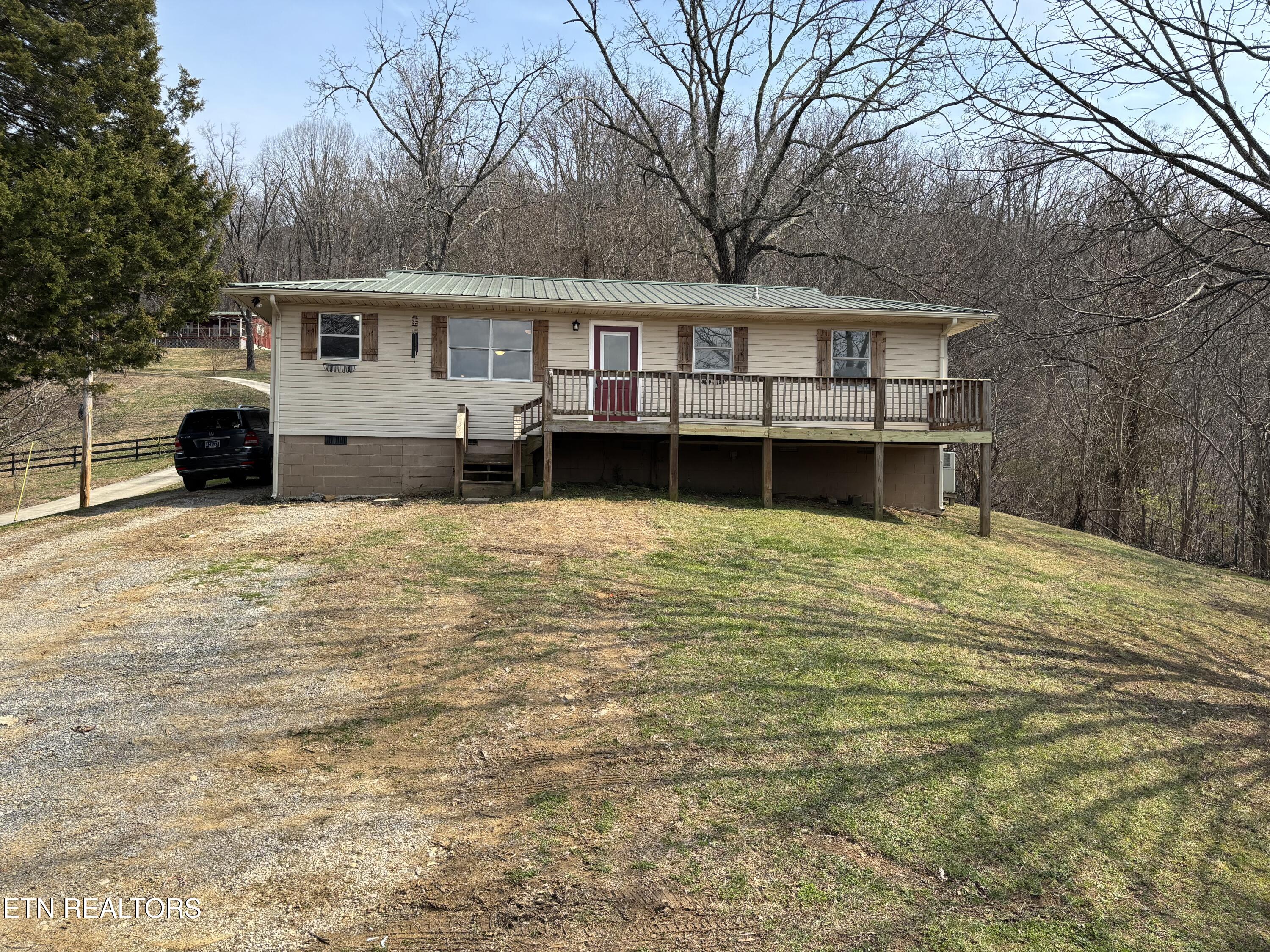 8634 Bud Hawkins Road Corryton, TN 37721 - Photo 2 of 25 IMG_0543