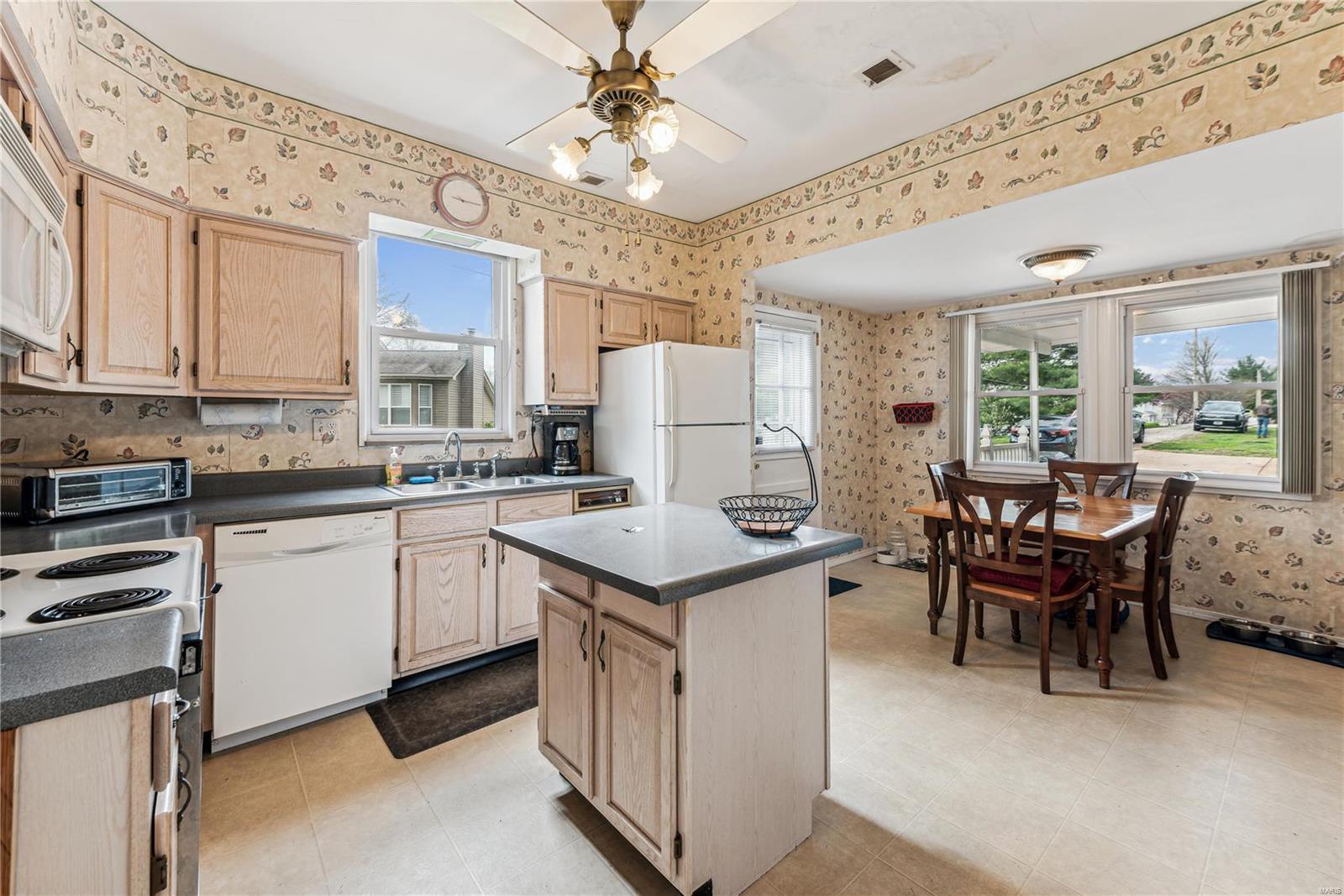 920 Forder Road Mehlville, MO 63129 - Photo 15 of 28 Gallery Image 15