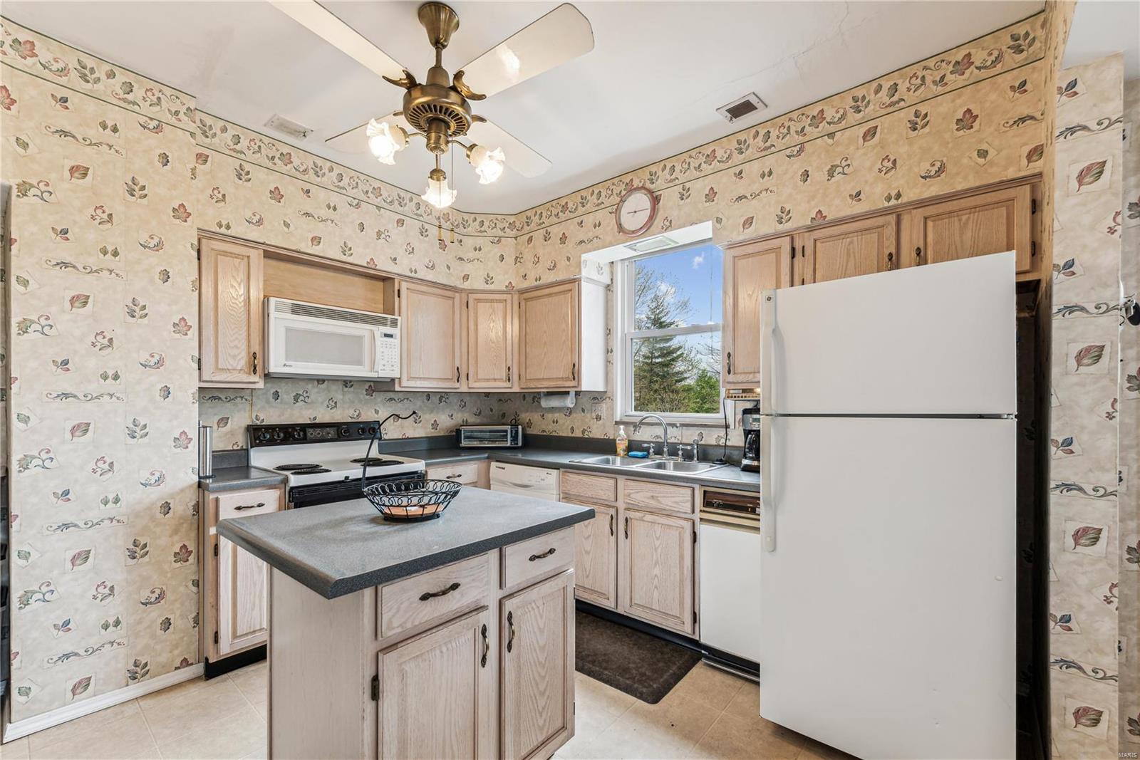 920 Forder Road Mehlville, MO 63129 - Photo 16 of 28 Gallery Image 16