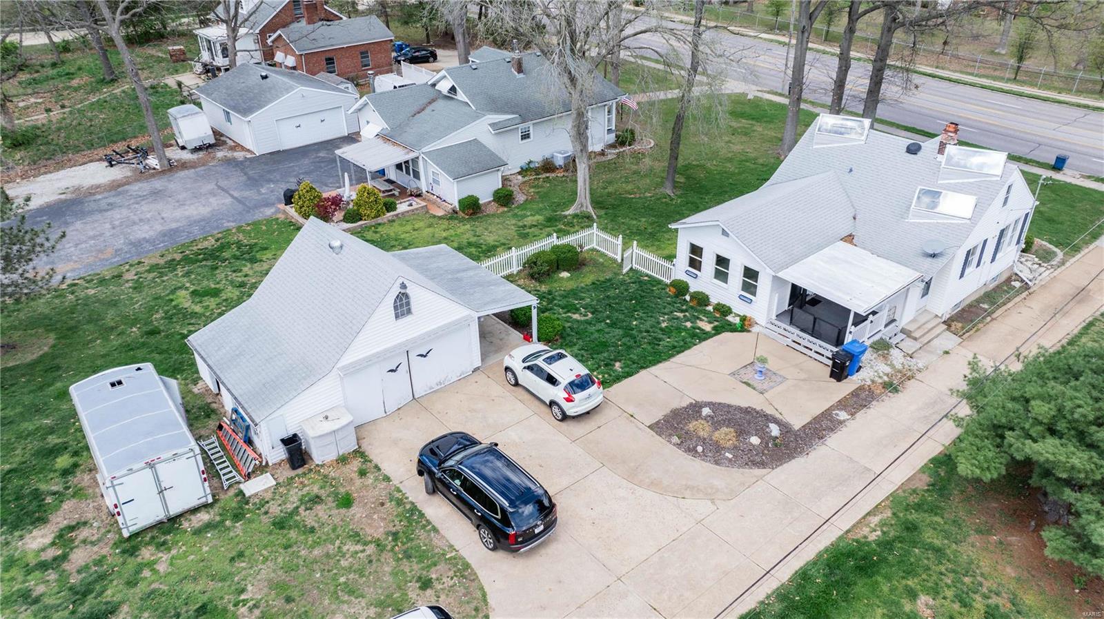 920 Forder Road Mehlville, MO 63129 - Photo 4 of 28 Gallery Image 4